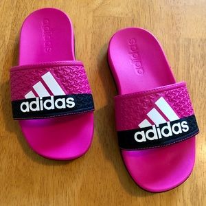 ⭐️ ADIDAS Girls Toddler Slides NWOT